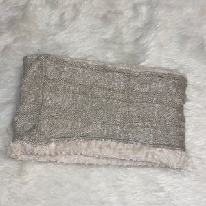 ⭐️ Cableknit and faux fur infinity scarf